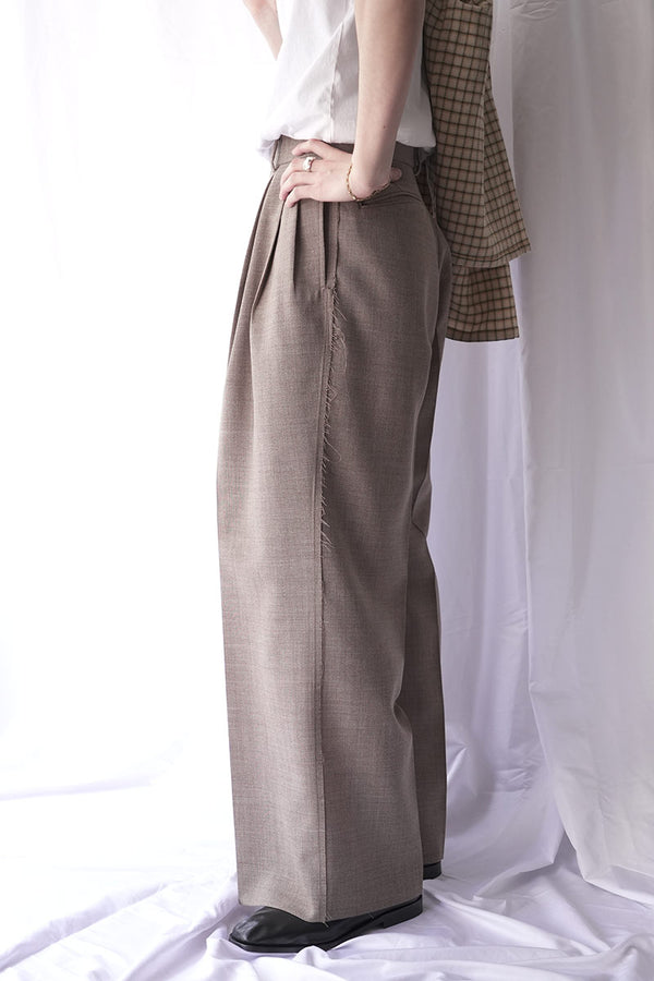 ROUGH WOOL 3TUCK BAGGY TROUSERS .15 / BEIGE