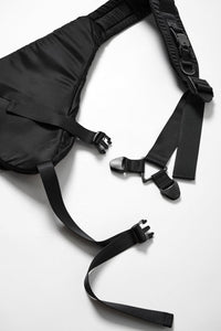 TRIANGLE SLING BAG S .12 / BLACK