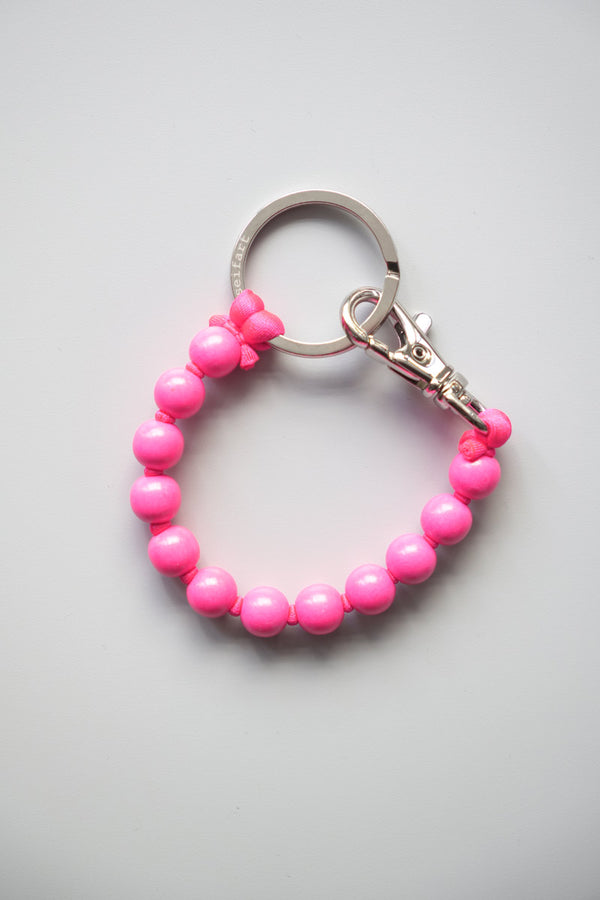 PEARL SHORT KEYHOLDER / NEON PINK