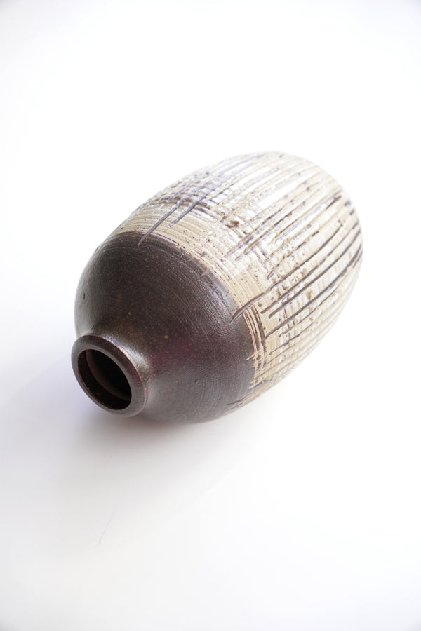 VASE FOR DISPLAY