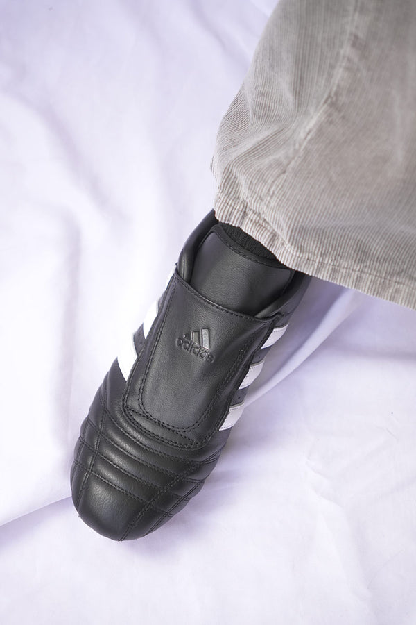 TAEKWONDO W / CORE BLACK/CLOUD WHITE/GUM [고베점]