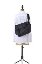Load image into Gallery viewer, LIBERTY PEACOCK MESSENGER BAG(M) / DARK NAVY
