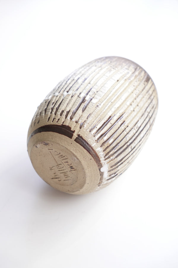 VASE FOR DISPLAY