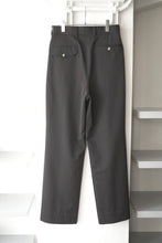 画像をギャラリービューアに読み込む, INVERTED PLEATS TROUSER VINTAGE GABADINE / BROWN [神戸店]