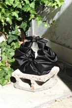 Load image into Gallery viewer, KIKU CROISSANT BAG / BLACK