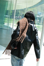 Load image into Gallery viewer, ESTATE SCARF / DORF CHECK FUZZY ALPACA