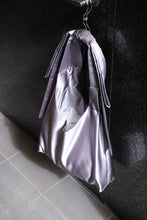 画像をギャラリービューアに読み込む, GABBY TOTE / SMOKE SILVER