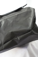 画像をギャラリービューアに読み込む, DYNEEMA MESSENGER BAG (L) / BLACK