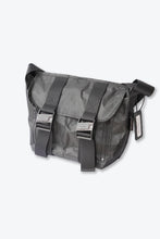 画像をギャラリービューアに読み込む, DYNEEMA MESSENGER BAG (S) / BLACK