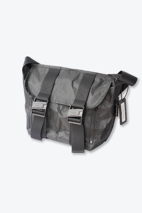 DYNEEMA MESSENGER BAG (S) / BLACK