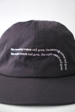 Load image into Gallery viewer, COMES CAP / BLACK×WHITE