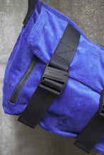 画像をギャラリービューアに読み込む, CORDUROY MESSENGER BAG(S) / BLUE