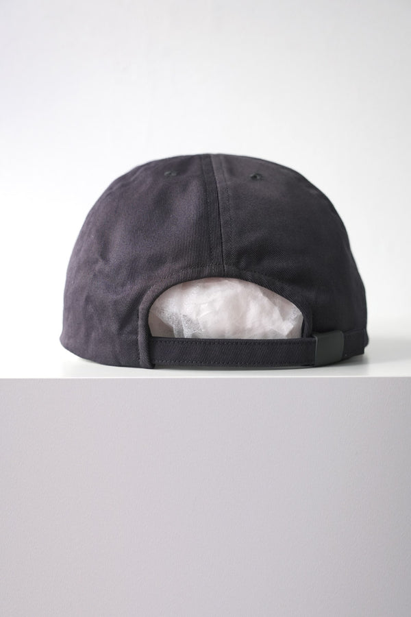 COMES CAP / BLACK×WHITE