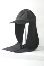 Load image into Gallery viewer, DICROS &amp; KNIT MUFFLER CAP / BLACK/BLACK
