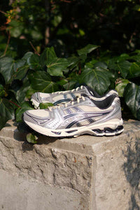 GEL-KAYANO 14 / OYSTER WHITE/STEEPLE GRAY [神戸店]