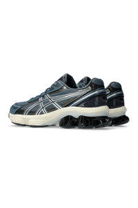 GEL-KINETIC FLUENT / CARRIER GREY/PURE SILVER [神戸店]