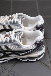 GEL-KAYANO 14 / BIRCH/DARK PEWTER [Kobe store]