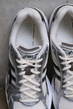 Load image into Gallery viewer, GEL-KAYANO 14 / BIRCH/DARK PEWTER [Kobe store]