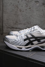 Load image into Gallery viewer, GEL-KAYANO 14 / BIRCH/DARK PEWTER [Kobe store]