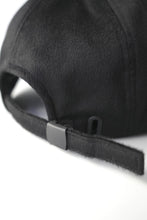 Load image into Gallery viewer, CASHMERE 100 CAP / CAMEL 