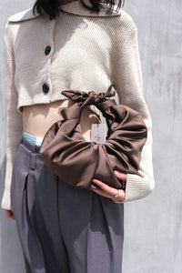 KIKU CROISSANT BAG / ROOT