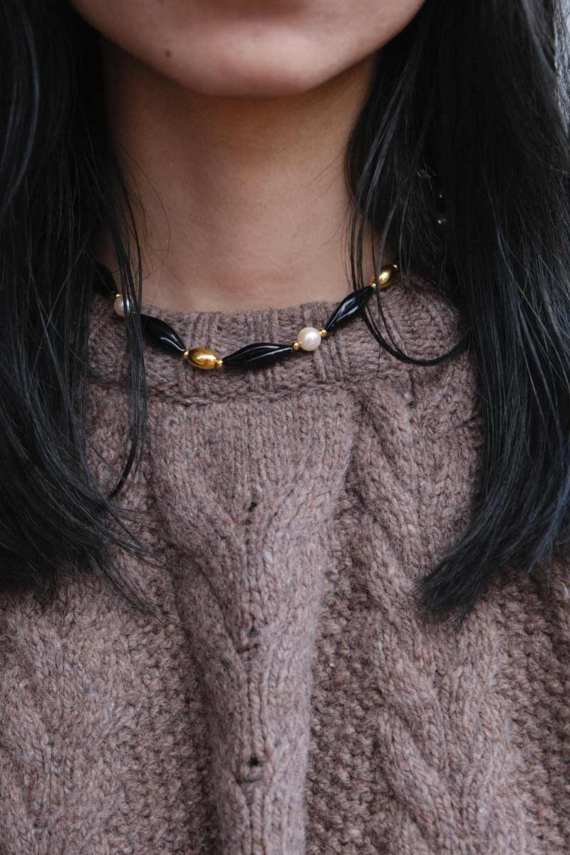 PEARL AND GOLD FILLED NECKLACE / GOLD