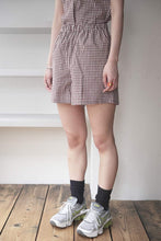 Load image into Gallery viewer, DAWSON SHORT / BROWN GINGHAM