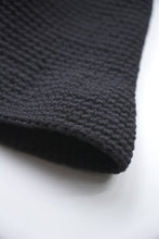 Load image into Gallery viewer, HAND MADE KNIT WOOL BALLOON HAT / BLACK