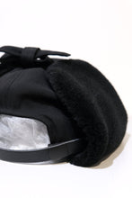 Load image into Gallery viewer, CLEAR TWILL EAR CAP1 / BLACK 