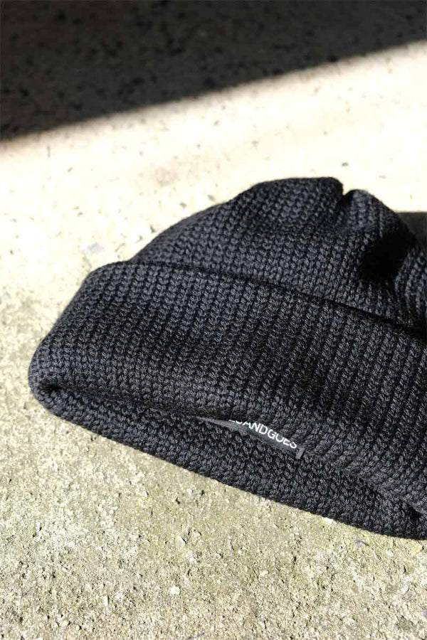 WOOL STANDARD KNIT / BLACK 