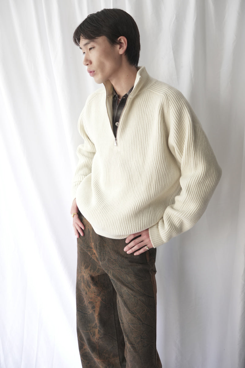 HARF ZIP RIB JUMPER LAMS WOOL / WHITE [神戸店]
