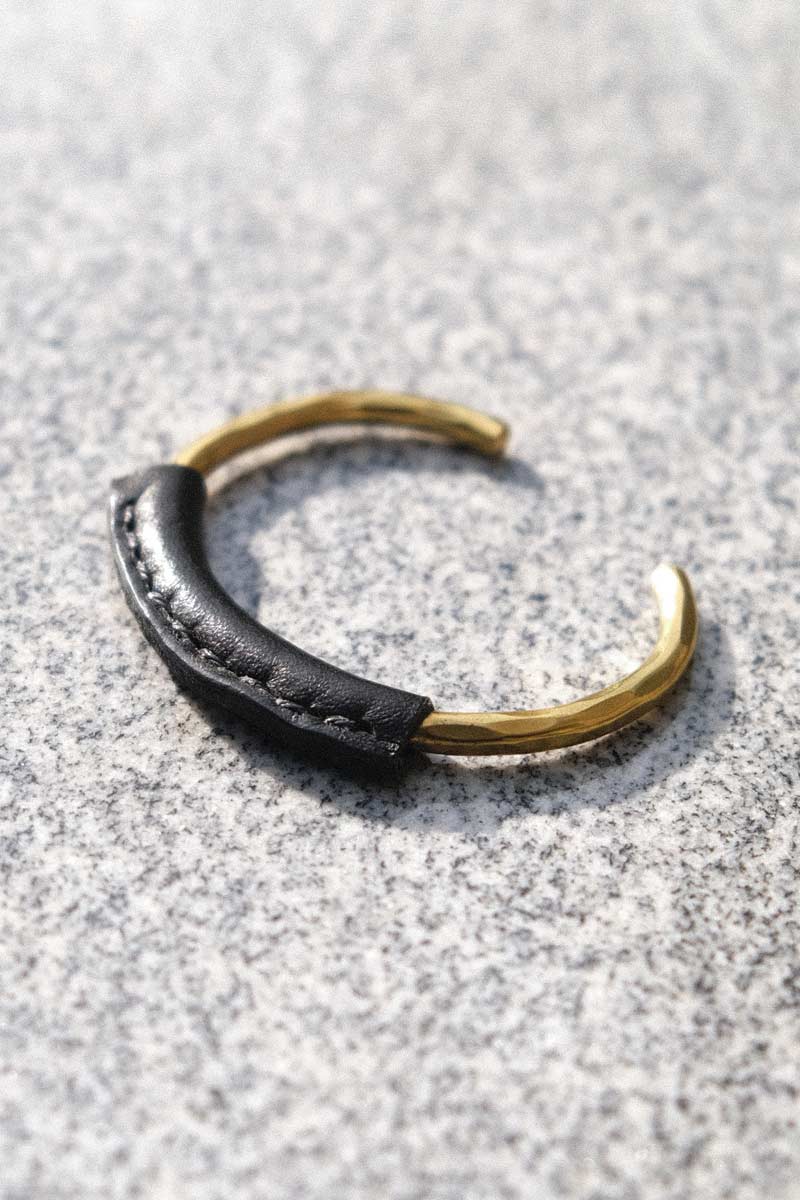 EVA BRACELET / BLACK