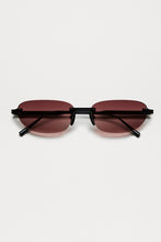 Load image into Gallery viewer, OVAL RIMLESS SUNGLASSES / RED