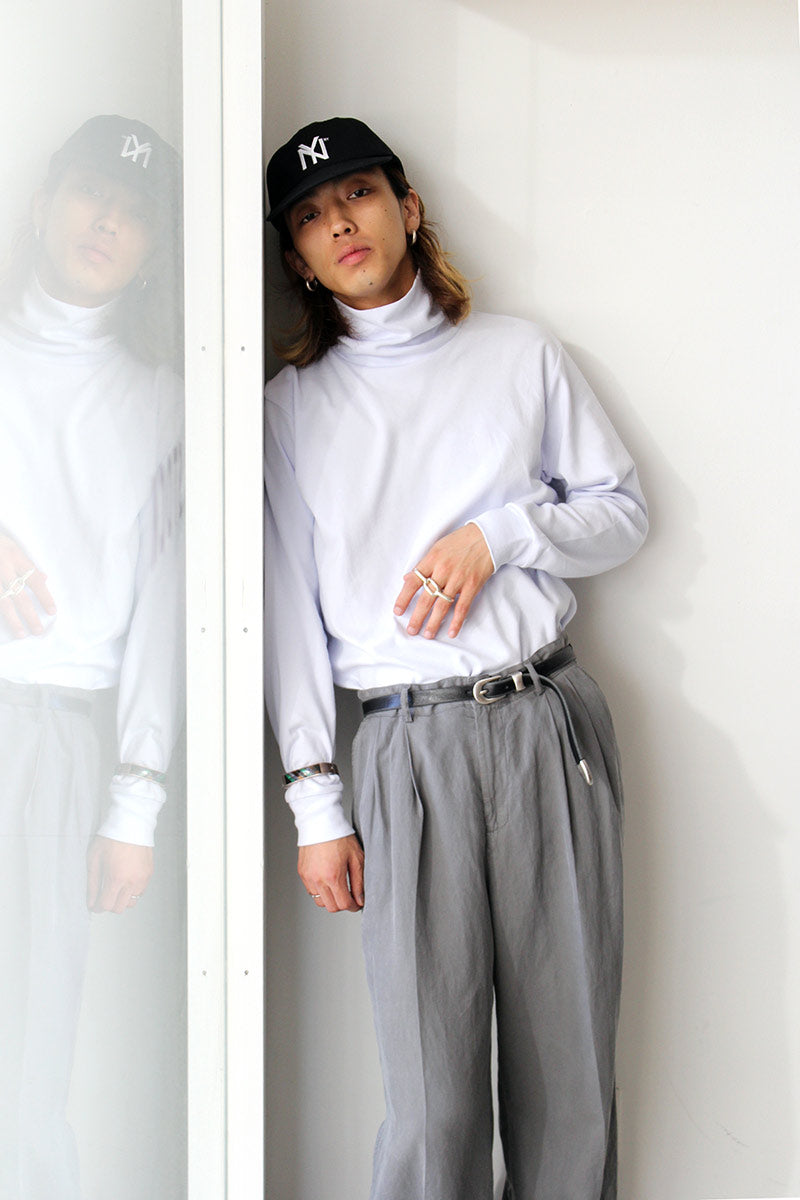 PLAIN TURTLENECK / WHITE