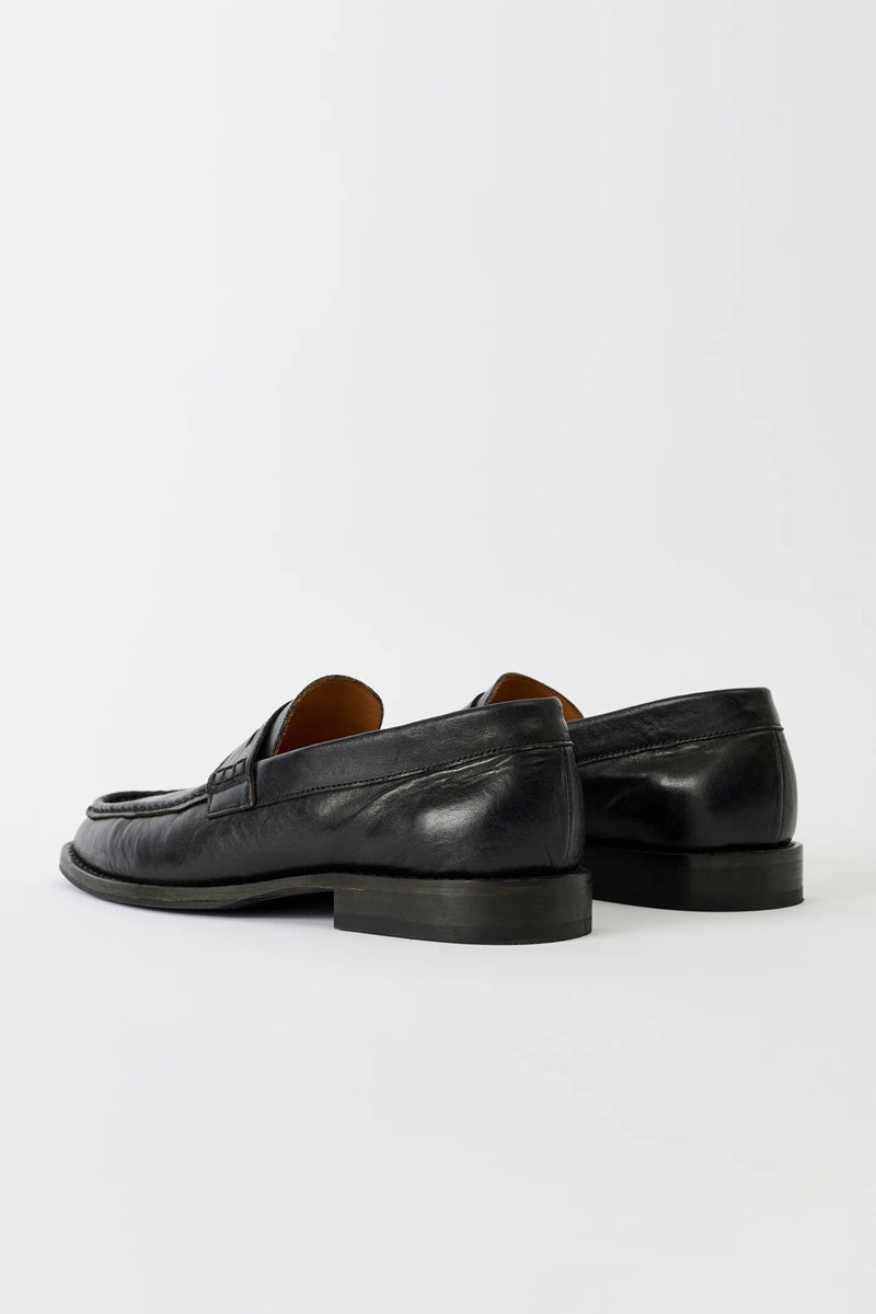 LIGHT LOAFER / TRUE DYED BLACK LEATHER