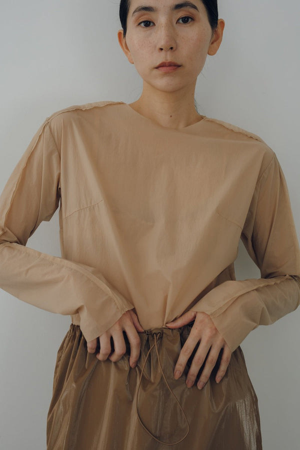 NYLON STRETCH TAFFETA SEAM TOP / NUDE