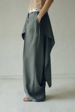 画像をギャラリービューアに読み込む, WOOL MIX HIP HUGGERS TUCKED WIDE SLACKS / GRAY