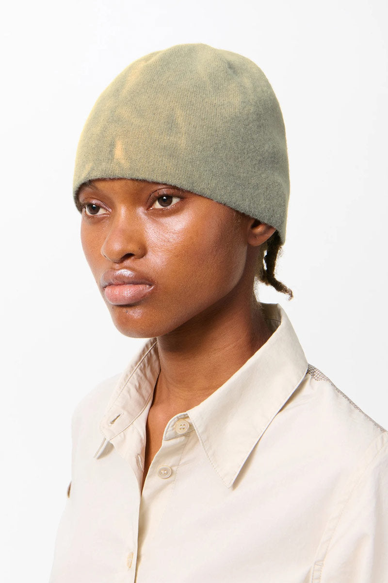 BEANIE / MOSS SPRAY DYE CHERUB WOOL