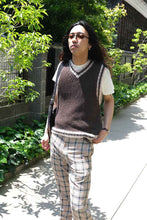 Load image into Gallery viewer, EDUCATION VEST / DARK BROWN LINEN [20%OFF]