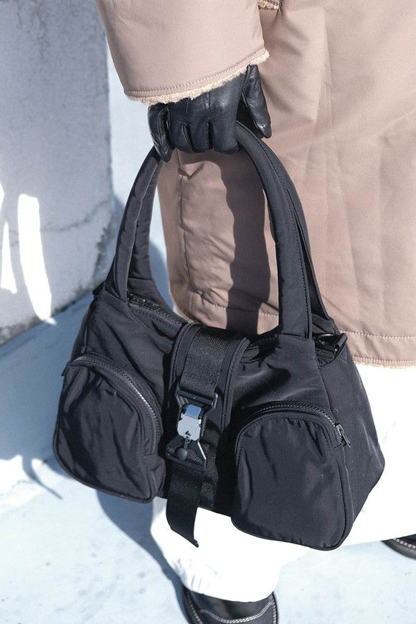HANDBAG / BLACK