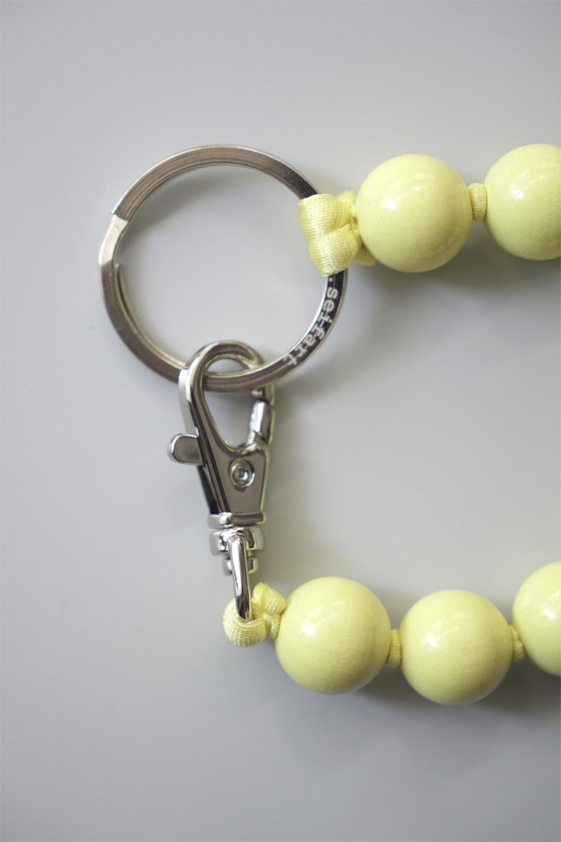 THICK PEARL SHORT KEYHOLDER / PASTEL YELLOW