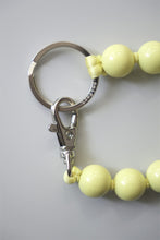 画像をギャラリービューアに読み込む, DICKE PERLEN SHORT KEYHOLDER / PASTEL YELLOW