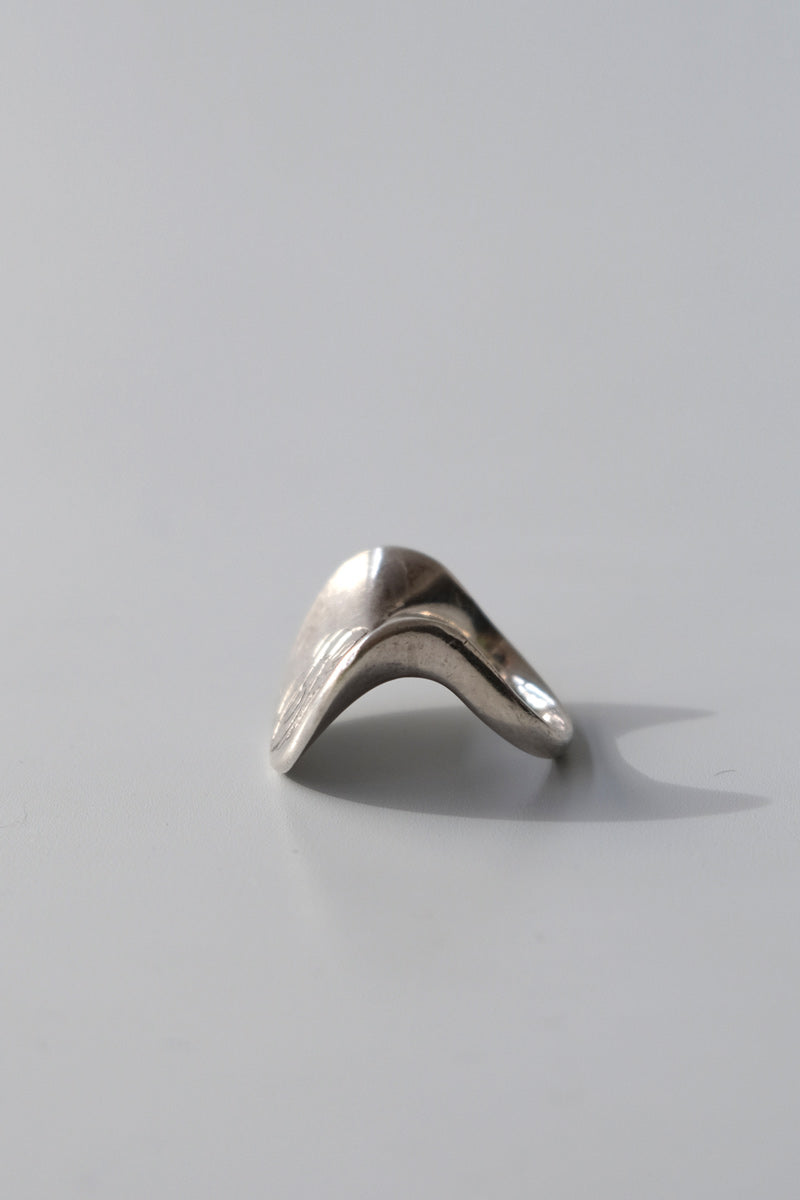 ''GEORG JENSEN'' MODEL NUMBER 92 DESIGNED BY 'NANNA DITZEL' SILVER 925 RING / SILVER