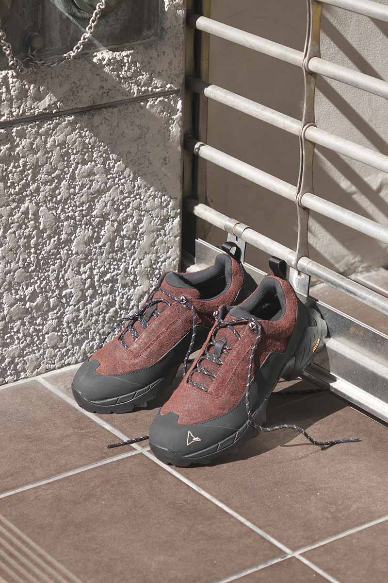 KATHARINA HIKING SHOES / RUST/BLACK