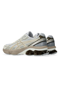 GEL-KINETIC FLUENT / WHITE/MARZIPAN [神戸店]