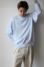 Load image into Gallery viewer, RELAXED SWEATSHIRT / PALE BLUE