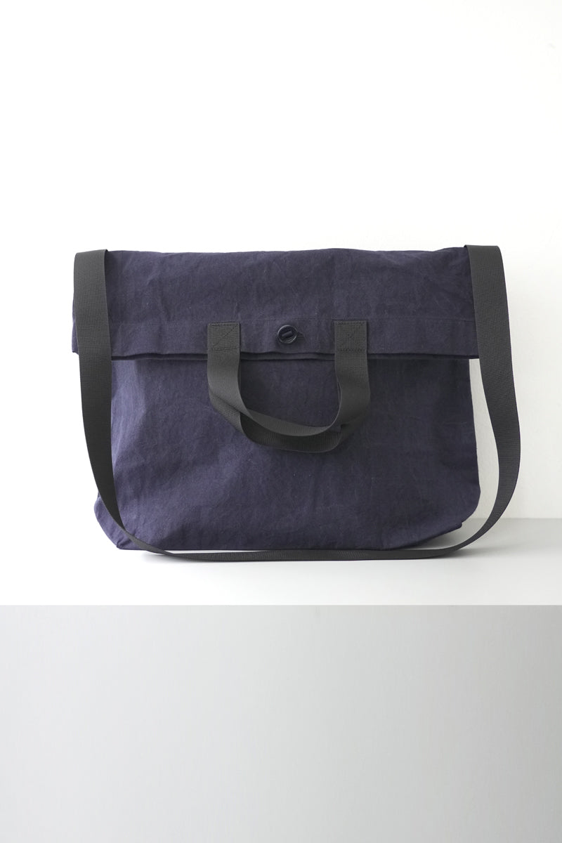 R20 BAG-1 MULTI HANDLE TOTE / PACIFIC WAX