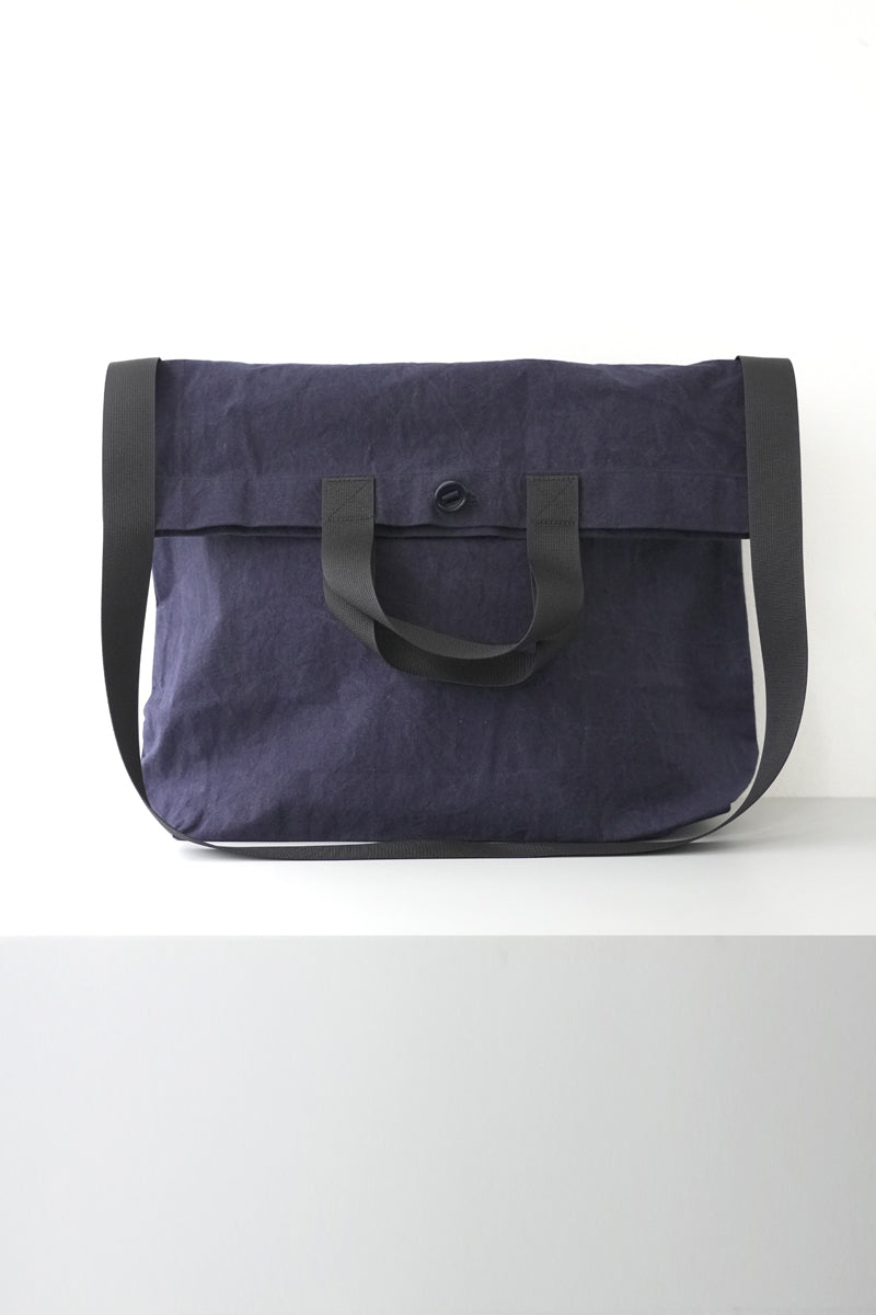R20 BAG-1 MULTI HANDLE TOTE / PACIFIC WAX