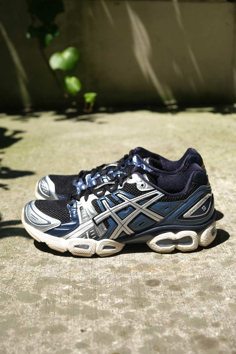 ASICS SPORTSTYLE | GEL-NIMBUS 9 / BLACK/PURE SILVER ゲルニンバス9 スニーカー – STOCK