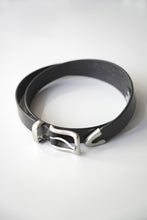 Load image into Gallery viewer, WESTERN BELT BRIDLE LEATHER / BLACK